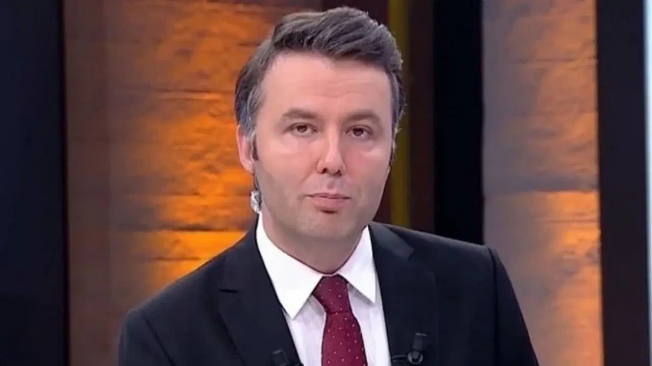 Mehmet Akif Ersoy’a Tahliye ve Beraat Vaadiyle Para Talebinde Bulunan 4 Şüpheli Adliyeye Sevk Edildi