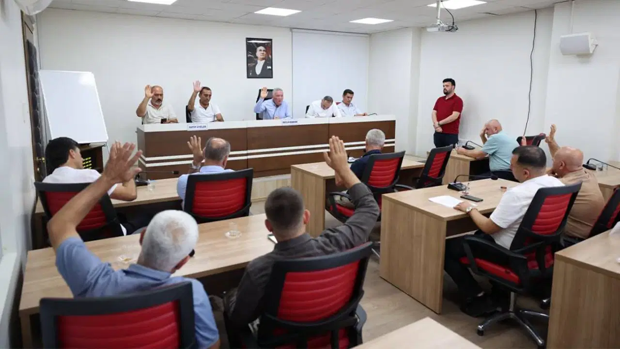 Honaz Belediye Meclis Üyesi Ali Özdemirçelik CHP'ye Dönüş Yaptı
