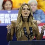 Jennifer Lopez Trump’a sert çıkıştı: ‘Burası bizim de ülkemiz’