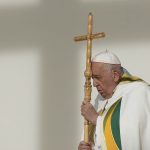 Papa Francis otobiyografisini yayınlayan ilk Papa oldu