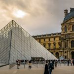 Sızan bir yönetici notuna göre “Kötü Koşullar” da Louvre