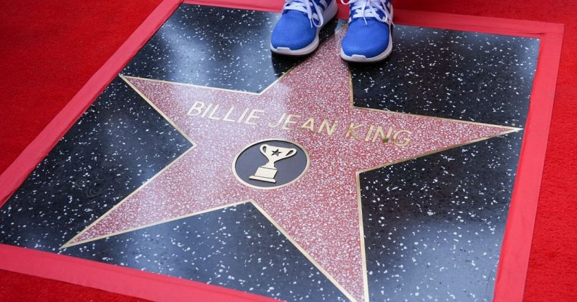 Amerika Birleşik Devletleri Tenisinin Efsanesi Billie Jean King Hollywood Walk of Fame, Yıldızla Ölümsüzleştirildi