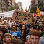İspanya Airbnb’den 65 binden fazla kiralama görevini kaldırmasını istedi