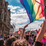 LGBTQ+ Amerikalı bireyler daha güvenli ve daha kapsayıcı tatiller için Avrupa’ya dönüyor