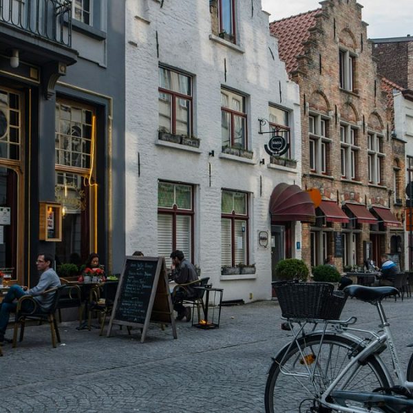 Tarihsel katlar için taşlar Brugge’dan çalındı, yetkililer uyardı