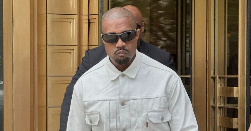 Avustralya, Hitler şarkısı nedeniyle Kanye West’in vizesini iptal etti