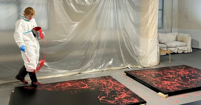 Ed Sheeran’ın orijinal tabloları vakfı için bağış toplamak üzere satışa sunulacak