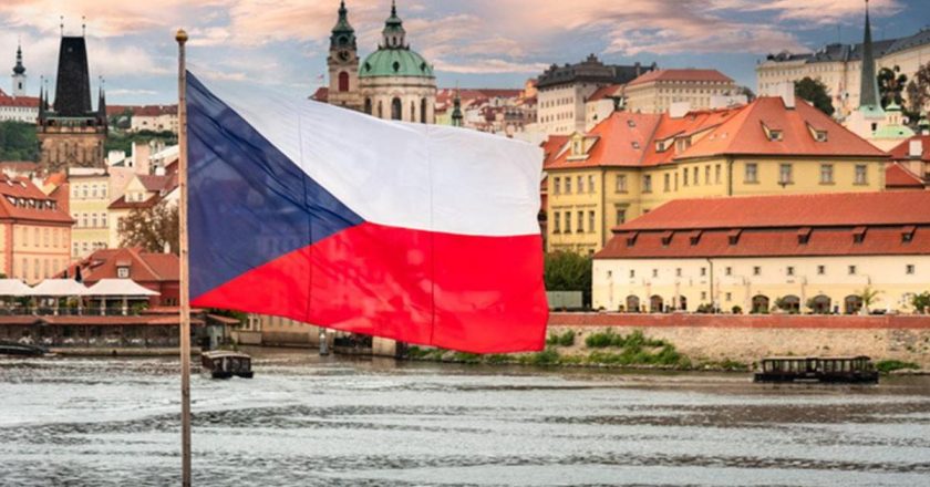 Çek Cumhuriyeti Vize Rehberi 2025: Başvuru Şartları, Gerekli Belgeler, Ücretler ve Çek Cumhuriyeti Vize Randevu Detayları