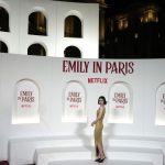 ‘Emily in Paris’ dizisinin yardımcı yönetmeni Venedik’deki çekimler sırasında hayatını kaybetti