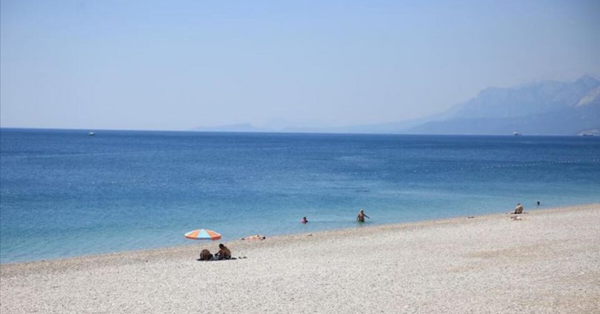 Lara Plajı Nerede? Lara Plajı Ücretli Mi? Nasıl Gidilir?