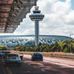 Dünyada ilk: Singapur’dan yolculara ‘yeşil yakıt’ vergisi