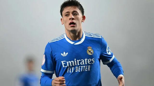 Mourinho’dan Arda Güler’i üzecek hamle!